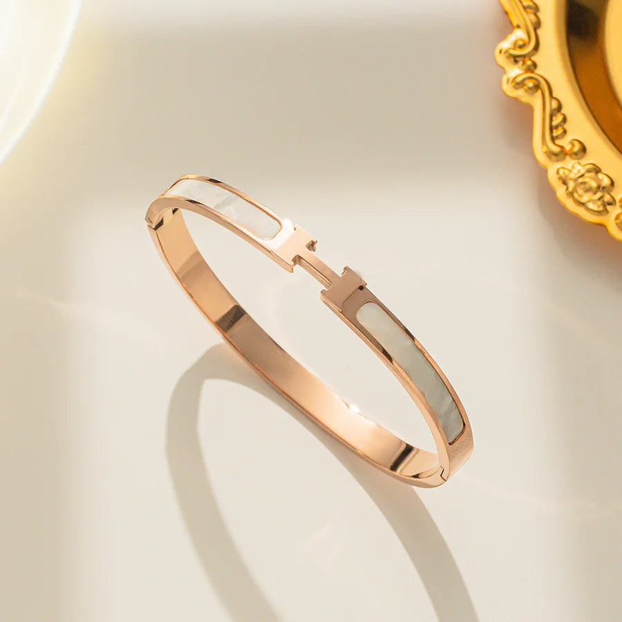 H rose Gold Bracelet